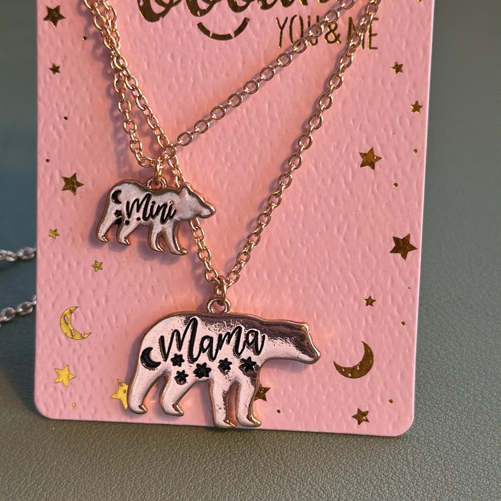 ❤️ Mini & Mama bear 🐻 necklace set! NWT
